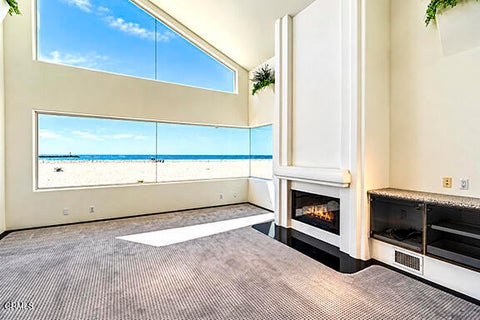 Tiny photo for 3405 Ocean Drive, Oxnard, CA 93035 (MLS # V1-32567)