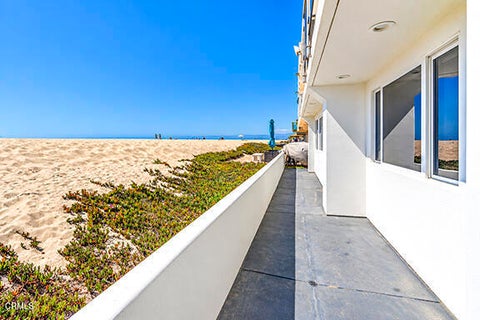 Tiny photo for 3405 Ocean Drive, Oxnard, CA 93035 (MLS # V1-32567)