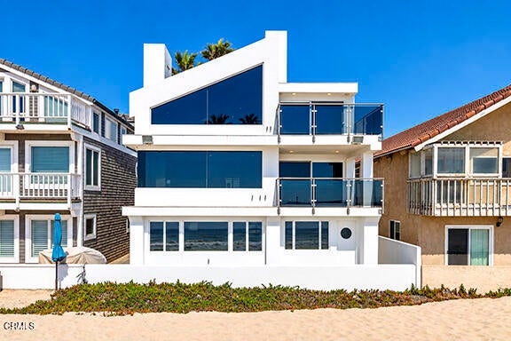 3405 Ocean Drive