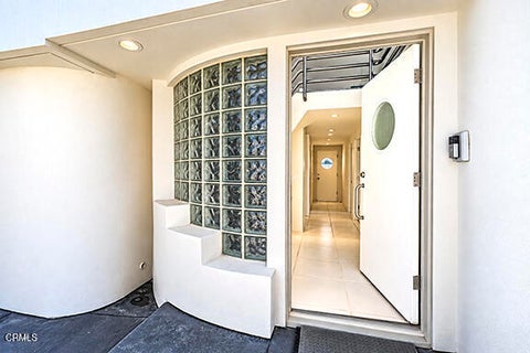 Tiny photo for 3405 Ocean Drive, Oxnard, CA 93035 (MLS # V1-32567)