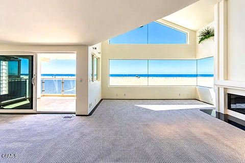 Tiny photo for 3405 Ocean Drive, Oxnard, CA 93035 (MLS # V1-32567)