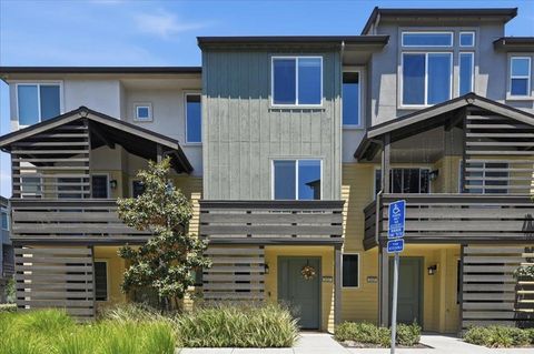 Photo of 2027 Joshua Tree Circle, Milpitas, CA 95035 (MLS # ML82051366)