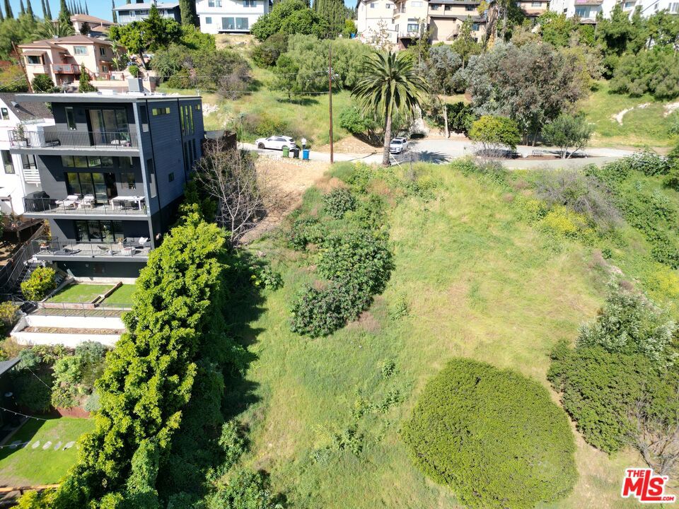 3526 Loma Lada Dr