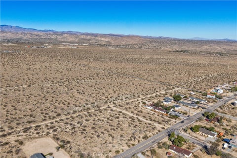 Photo of 7442 Olympic Road, Joshua Tree, CA 92252 (MLS # JT26209195)