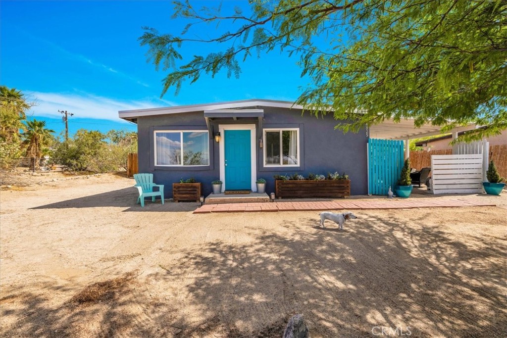 74825 Alta Loma Drive