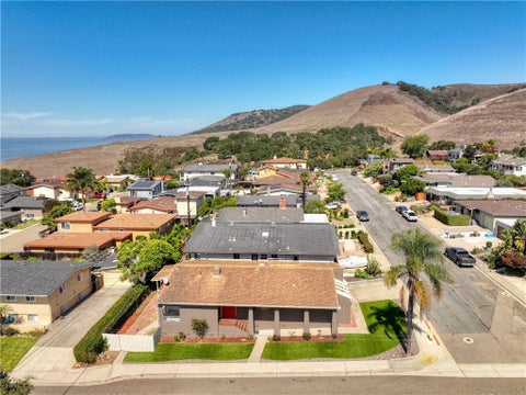 Tiny photo for 901 Visalia Street, Pismo Beach, CA 93449 (MLS # PI26185254)