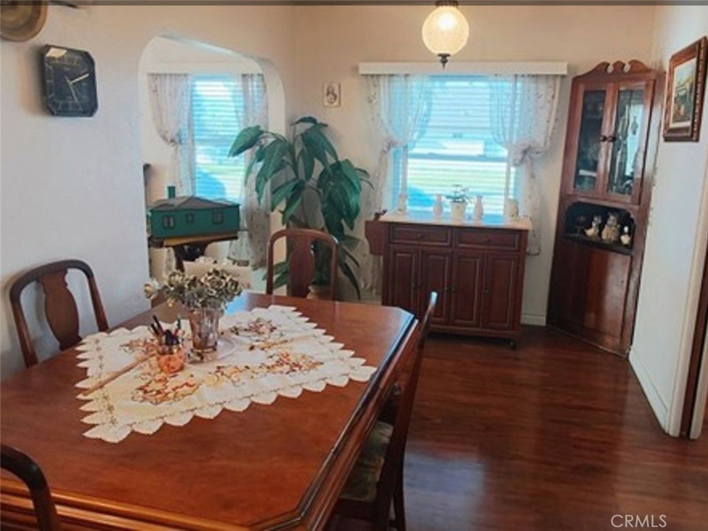 SOUTH RIVERSIDE TOWNSITE - Residential