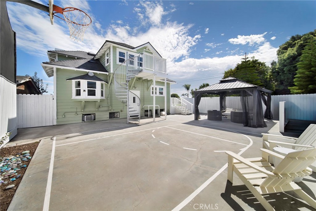 The Village (VIL) - Residential