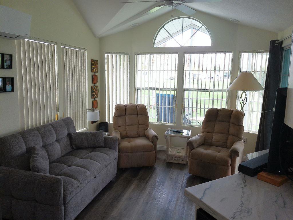 Rancho Casa Blanca - Manufactured In Park