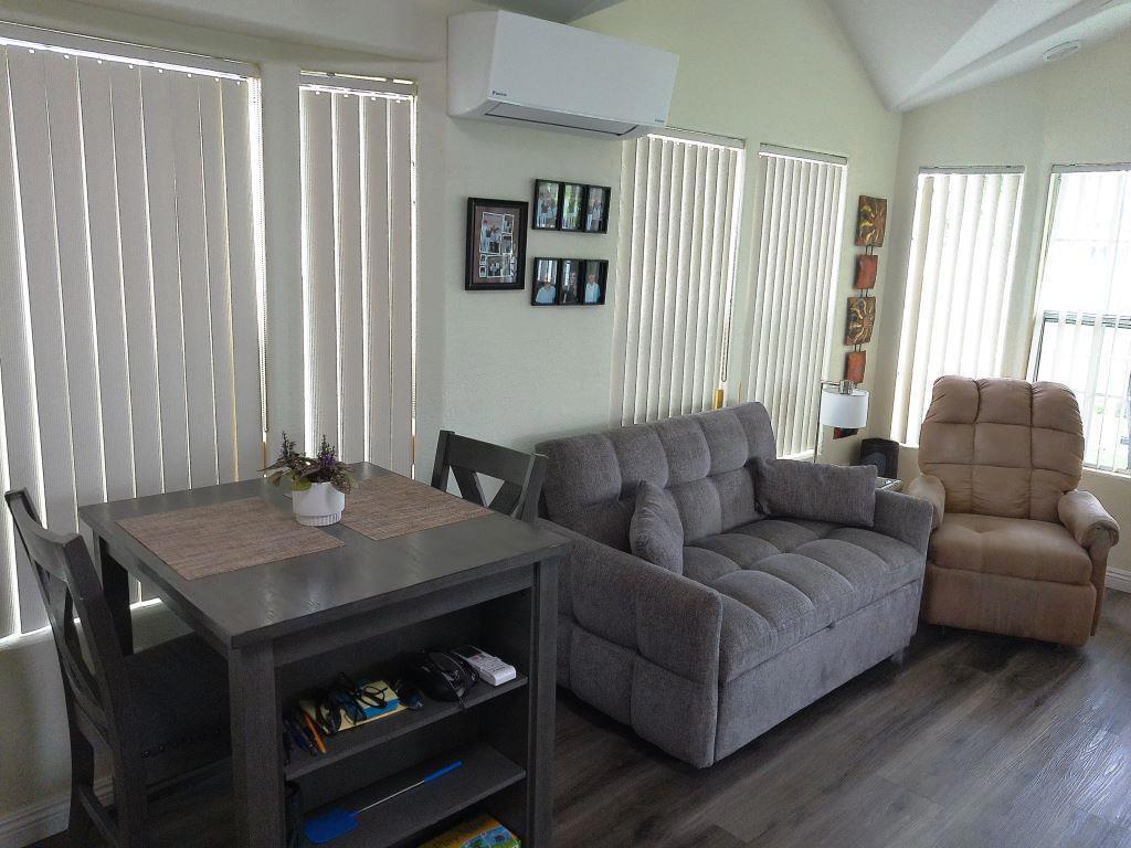 Rancho Casa Blanca - Manufactured In Park