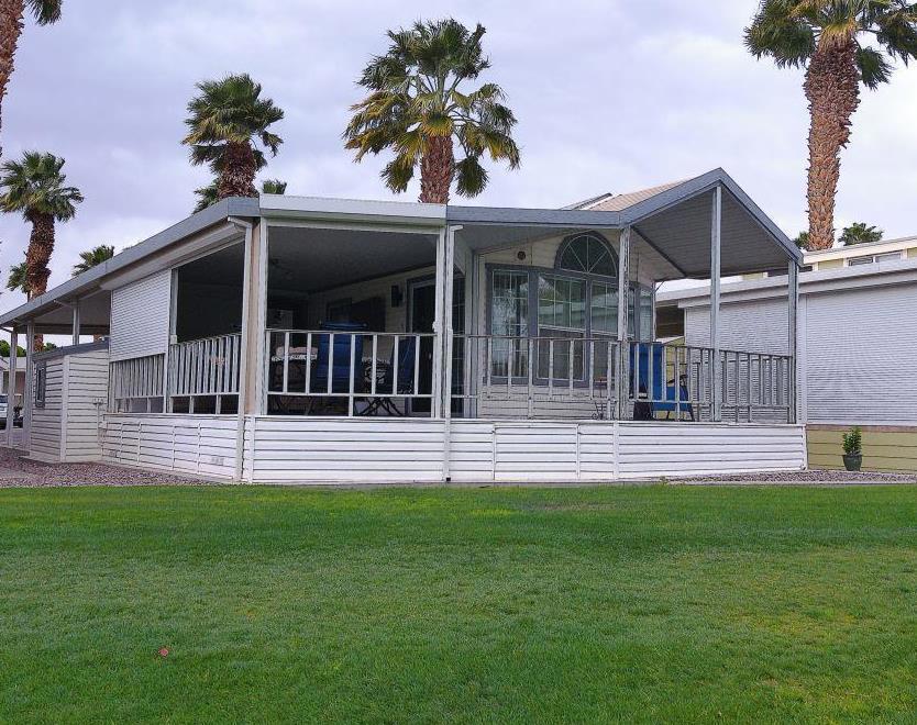 Rancho Casa Blanca - Manufactured In Park