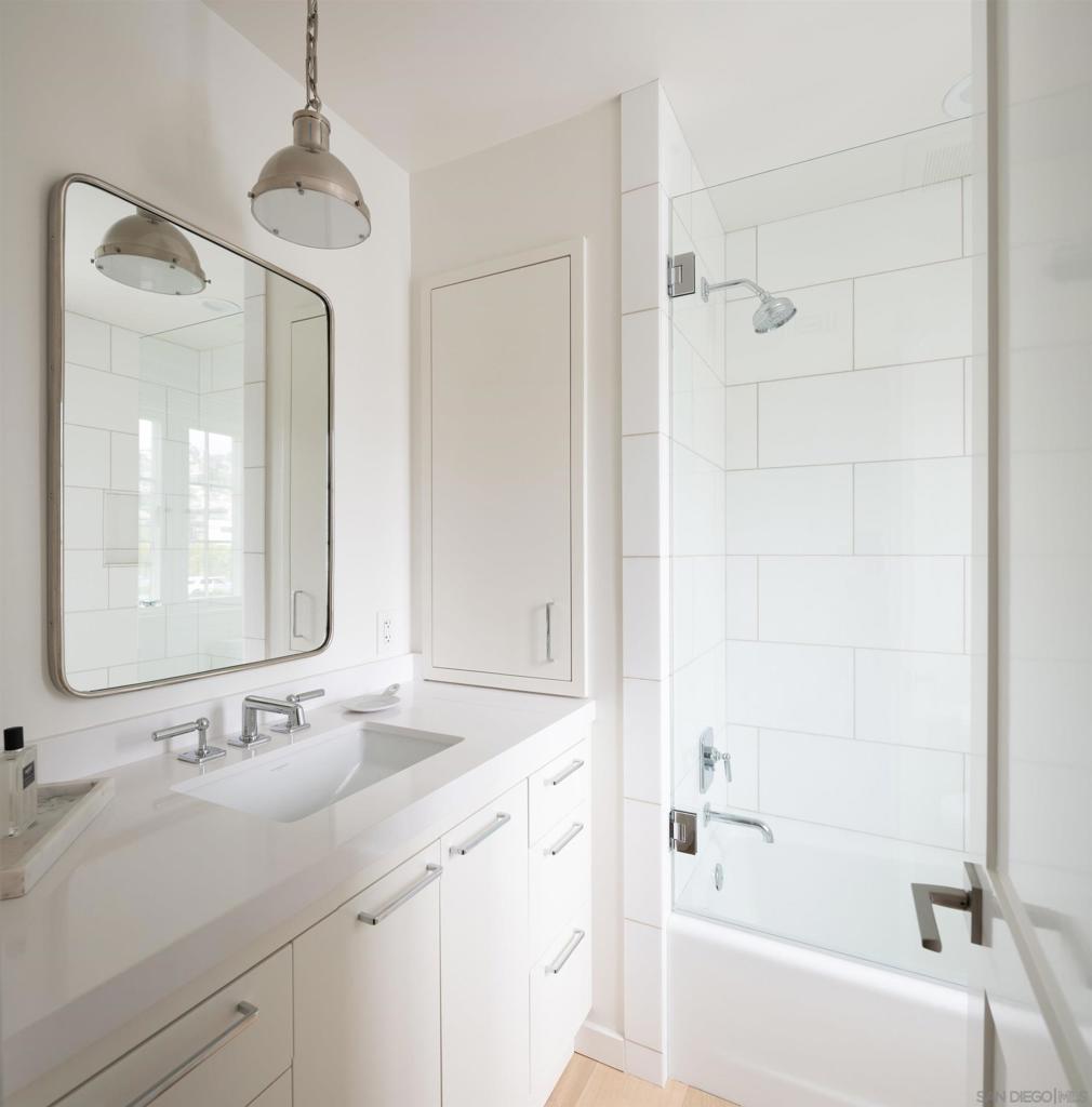 Del Mar - Residential