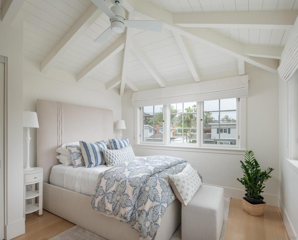 Del Mar - Residential