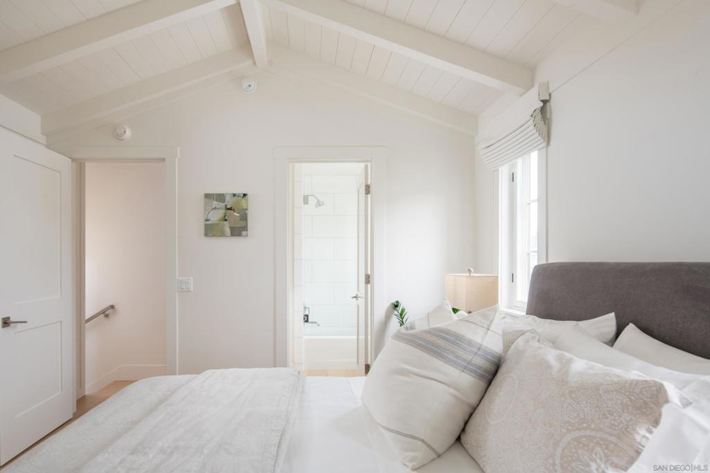 Del Mar - Residential