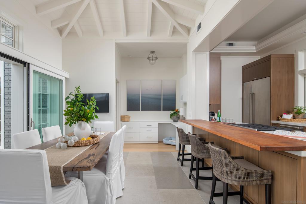 Del Mar - Residential