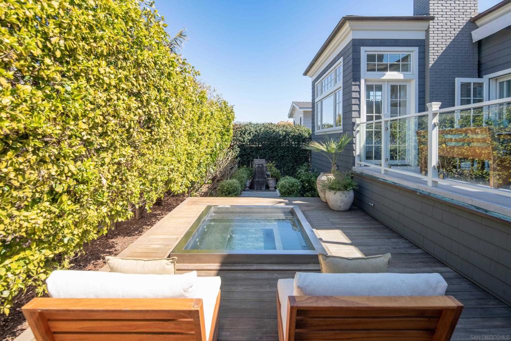 Del Mar - Residential