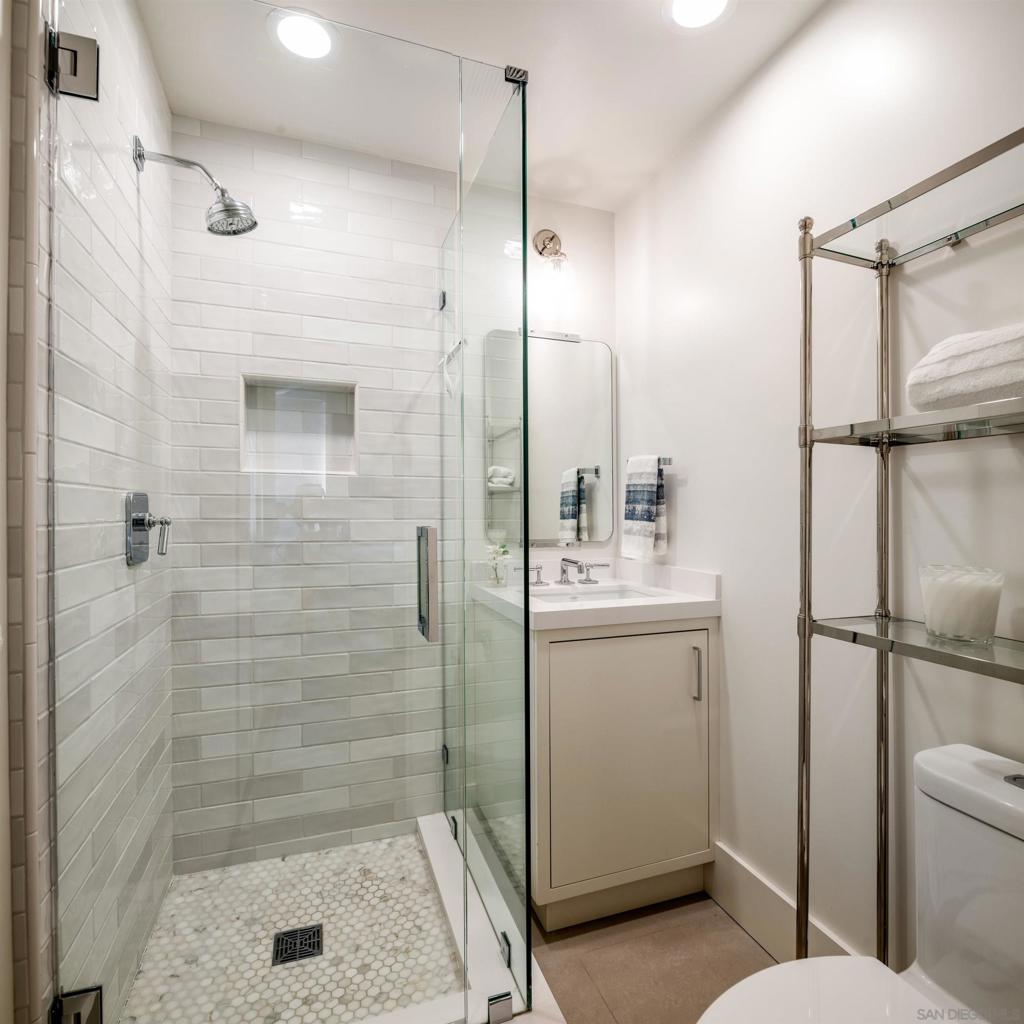 Del Mar - Residential