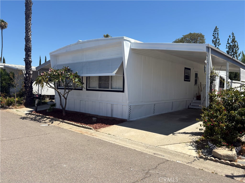 2300 E Valley Parkway 199