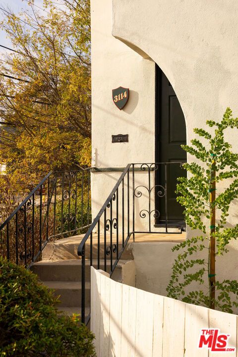 Photo of 3114 Griffith Park Boulevard, Los Angeles, CA 90027 (MLS # 26641627)