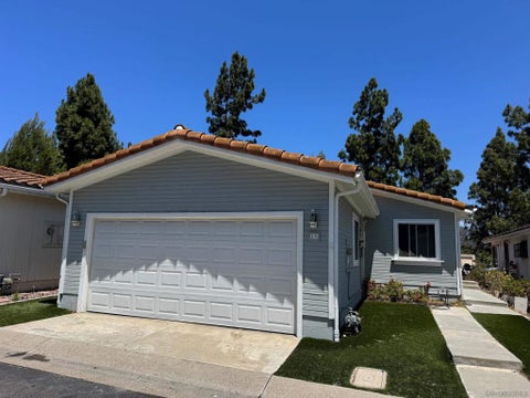 Photo of 14955 Avenida Venusto #13, San Diego, CA 92128 (MLS # 260015372SD)