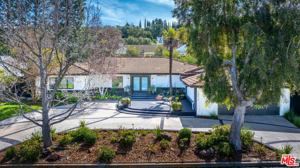 16012 Meadowcrest Road