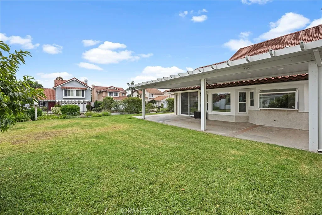 Yorba Linda, California 92886, United States, 3 Bedrooms Bedrooms, ,3 BathroomsBathrooms,Residential,Active,215123