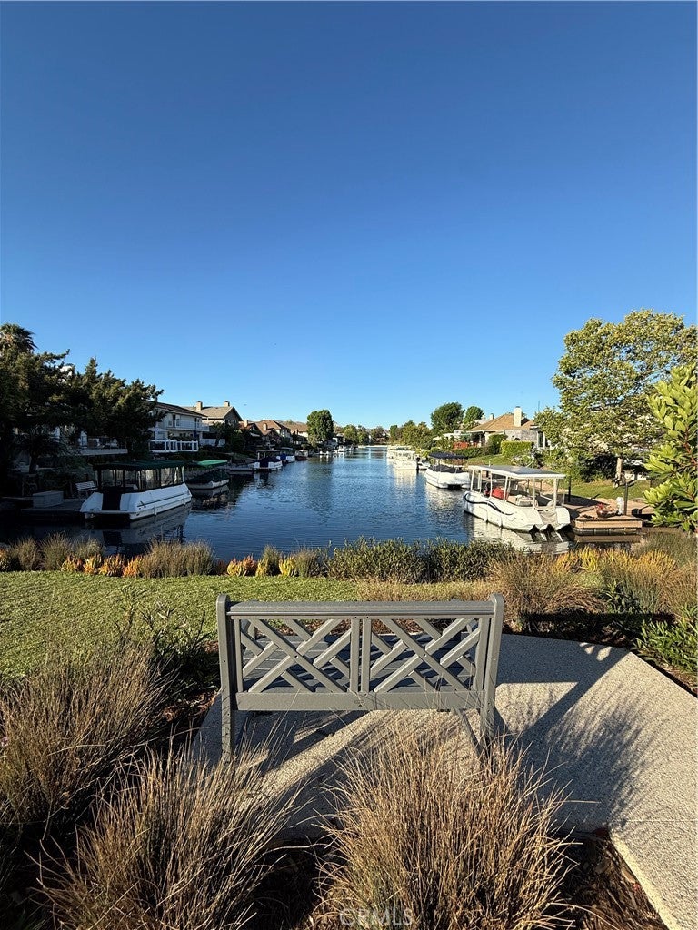 3935 Fairbreeze Circle