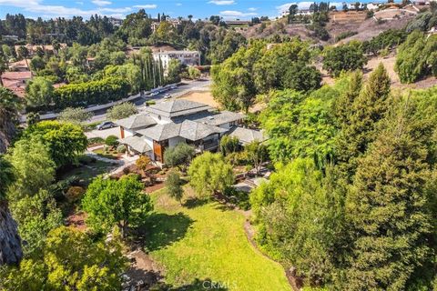 2540 Crow Foot Lane Diamond Bar CA 91765