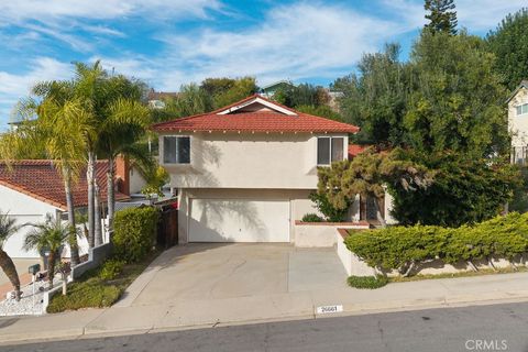 26661 Carretas Mission Viejo CA 92691