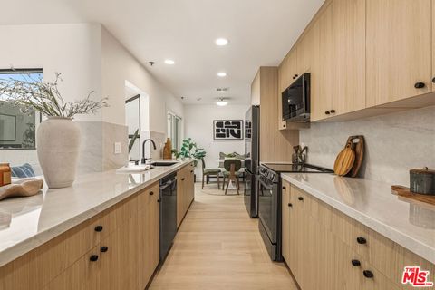 Photo of 311 Bora Bora Way #3207, Marina Del Rey, CA 90292 (MLS # 26838677)
