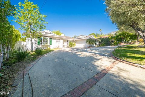4711 Briggs Avenue La Crescenta CA 91214