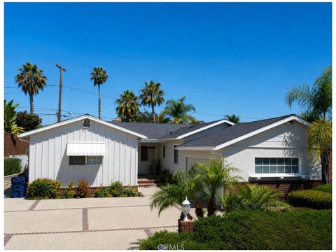Photo of 2011 W Crestwood Street, Rancho Palos Verdes, CA 90275 (MLS # SB26144982)