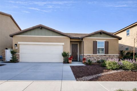 1797 Old Wagon Hemet CA 92545