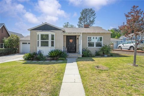 Photo of 333 Heather Heights Court, Monrovia, CA 91016 (MLS # CV26093051)
