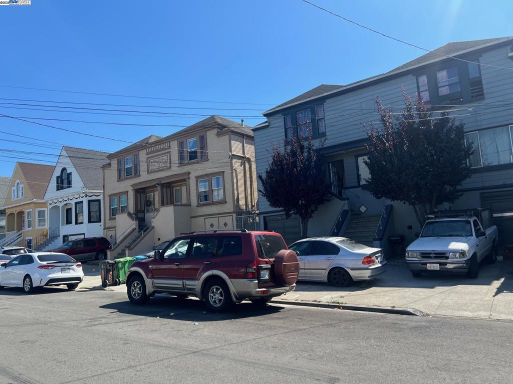 BAYVIEW - Residential Income