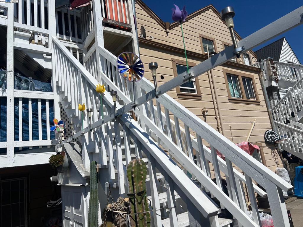 BAYVIEW - Residential Income