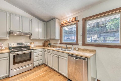 Tiny photo for 61 Southbank Road, Carmel Valley, CA 93924 (MLS # ML82049903)