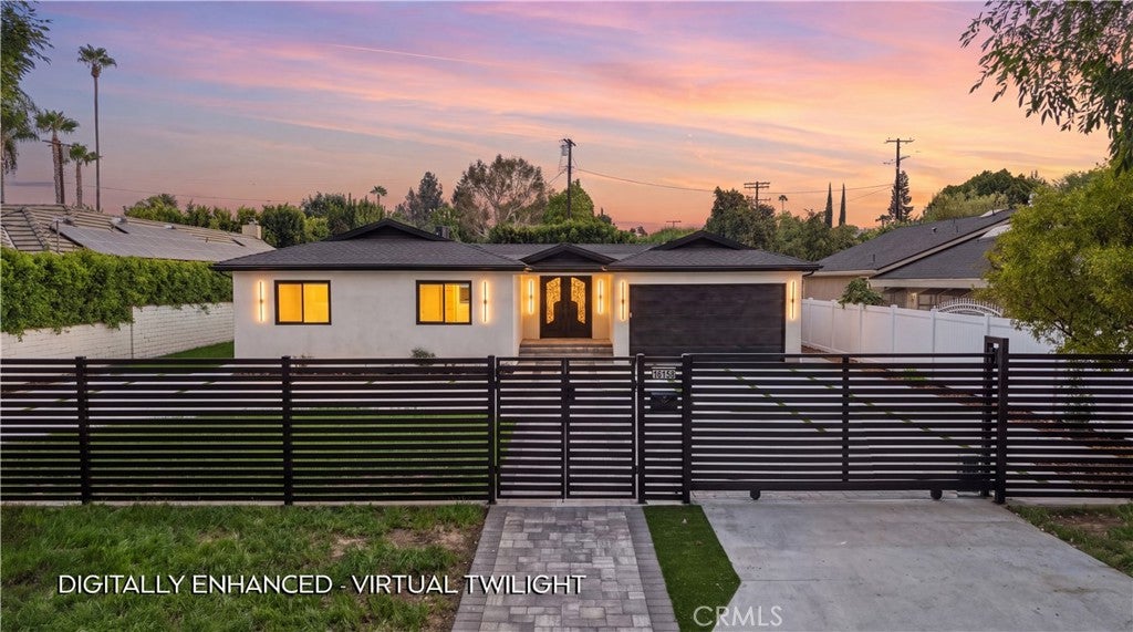 Properties 3 16158 Magnolia