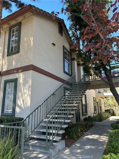 Photo of 10824 Sabre hill Dr Dr #194, San Diego, CA 92128 (MLS # TR25156366) Photo of 10824 Sabre hill Dr Dr #194, San Diego, CA 92128 (MLS # TR25156366)