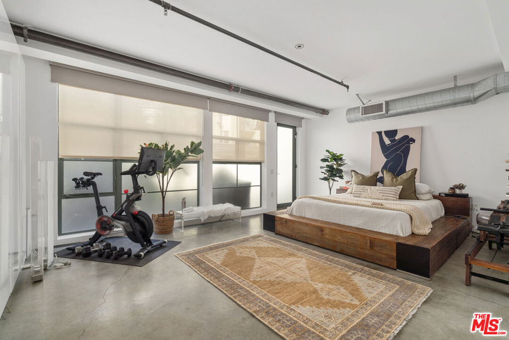 Zoned Live/Work, step into the Princeton Lofts, where modern living meets boundless versatility. This stunning condo offers the perfect blend of style and function, whether you want to elevate your business or create your dream home. The recently remodeled kitchen and bathroom exude contemporary elegance, while the direct access entry adds a touch of convenience. Enjoy the added security of gated parking, and revel in the unbeatable location, just moments from the vibrant shops, restaurants, sandy beaches, and scenic bike paths of Marina Del Rey and Venice. This is more than a space; it's your lifestyle reimagined.