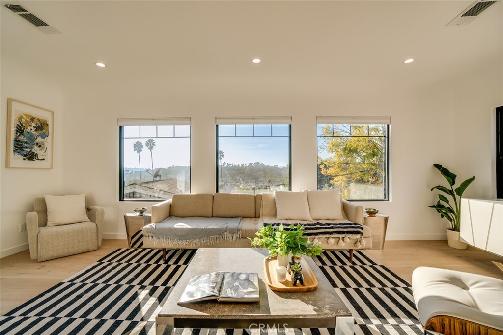 6234 Hillandale Drive
