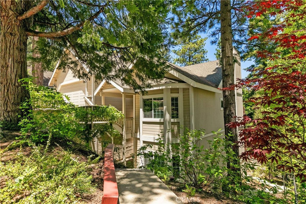 27376 Pinewood Drive