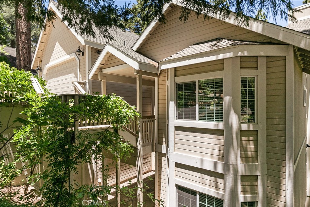 27376 Pinewood Drive