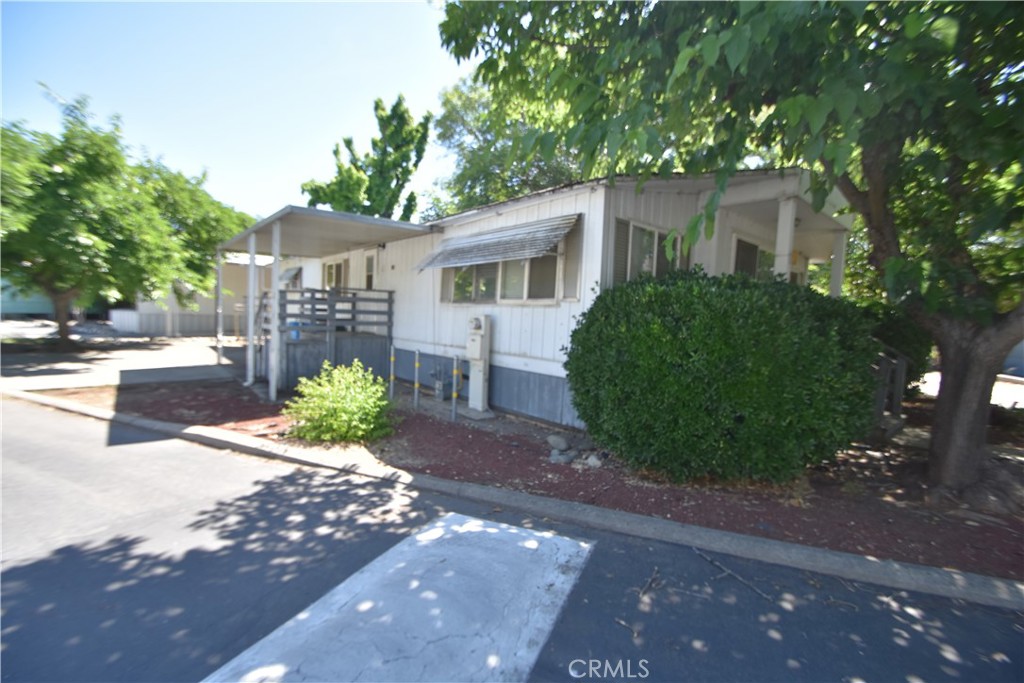 Affordable Living in Oroville, CA – 3 Bed, 2 Bath Home in Cottonwood Estates
Enjoy comfortable and affordable living in this 3-bedroom, 2-bath manufactured home located in the desirable Cottonwood Estates community. This well-maintained park offers access to great amenities including a clubhouse and a refreshing pool—perfect for relaxing or entertaining guests.
Conveniently situated near shopping, dining, schools, parks, and cultural attractions, this home offers both comfort and convenience in a welcoming neighborhood setting. Whether you're downsizing, buying your first home, or seeking a peaceful place to retire, this is a great opportunity to own in a well-established community at an affordable price.
Don't miss out on this value-packed offering in the heart of Oroville!