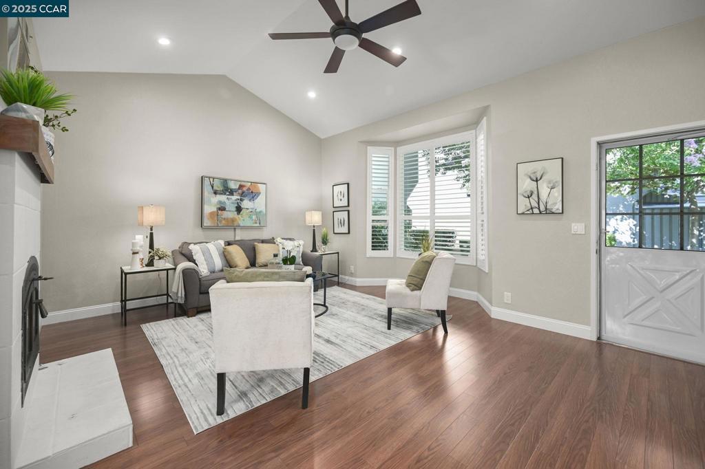 DANVILLE WOODS - Residential