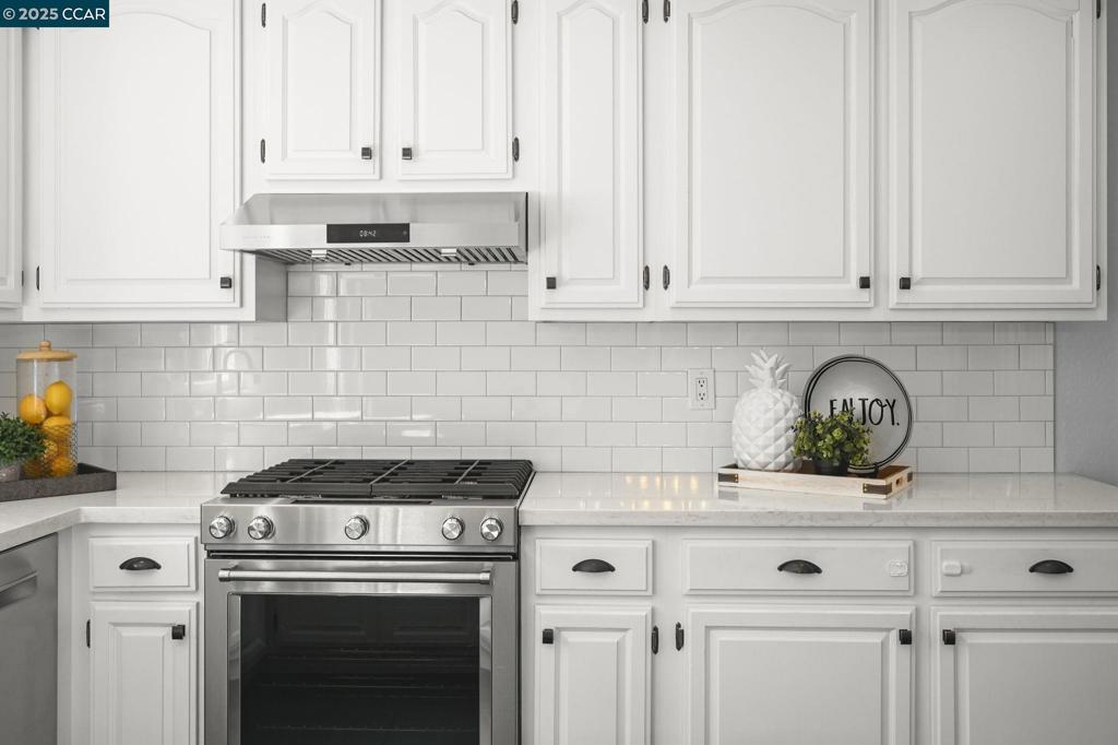 DANVILLE WOODS - Residential