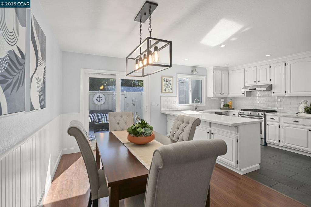 DANVILLE WOODS - Residential