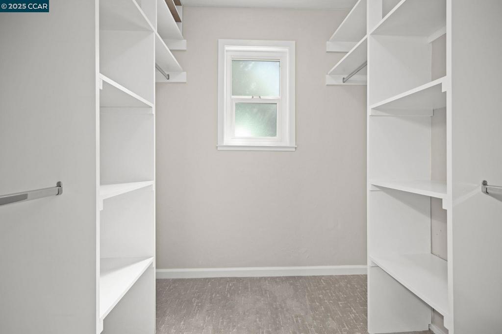 DANVILLE WOODS - Residential