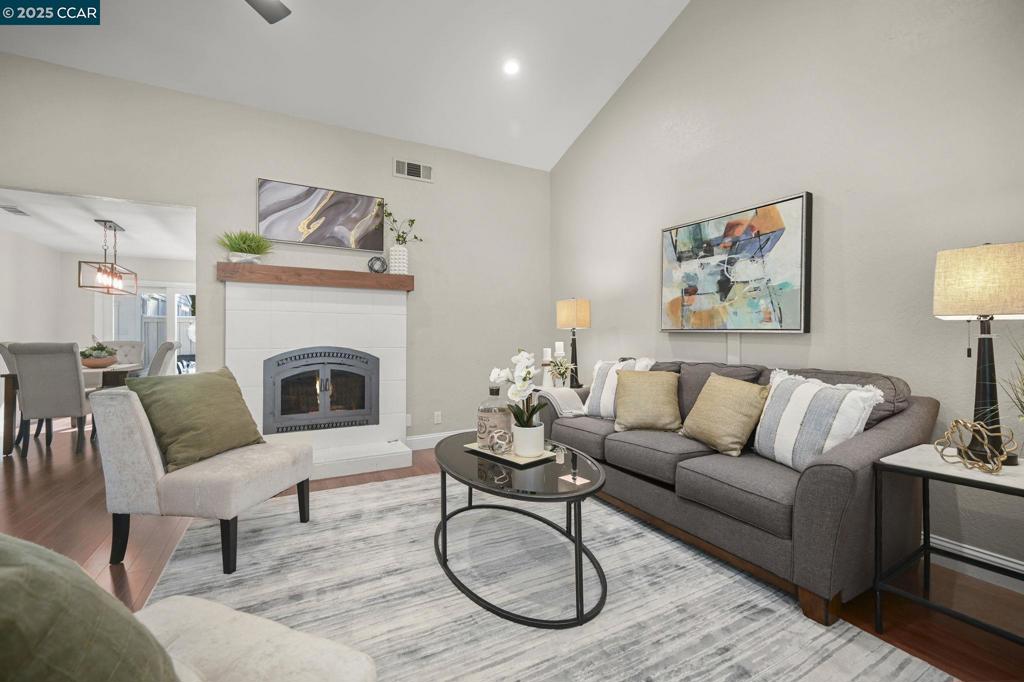 DANVILLE WOODS - Residential