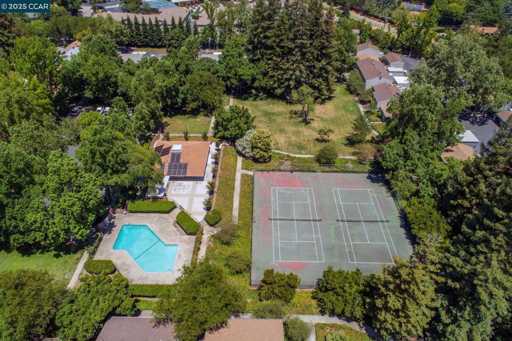 DANVILLE WOODS - Residential
